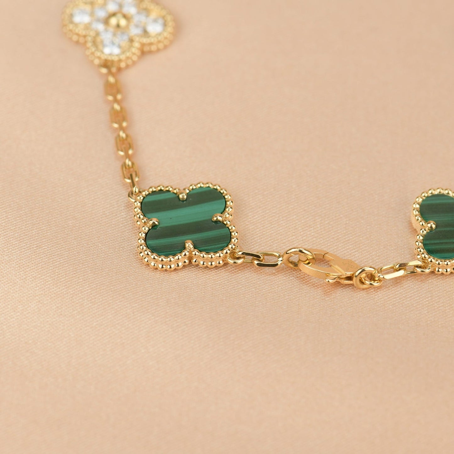 [Lora-Jewelry]CLOVER  5 MOTIF MALACHITE DIAMOND BRACELET
