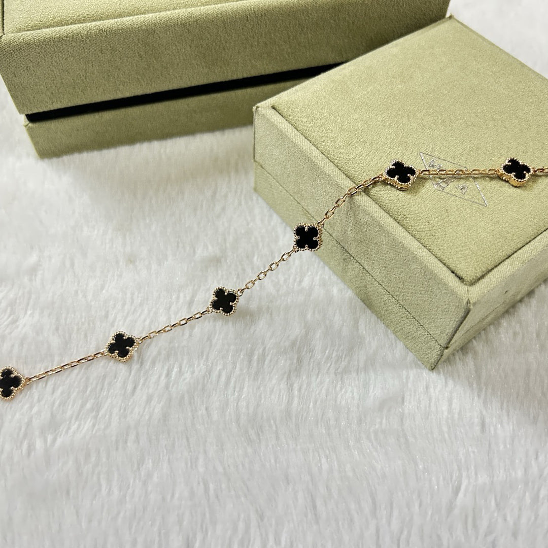 [Lora-Jewelry]CLOVER 6 MOTIF  ONYXS BRACELET