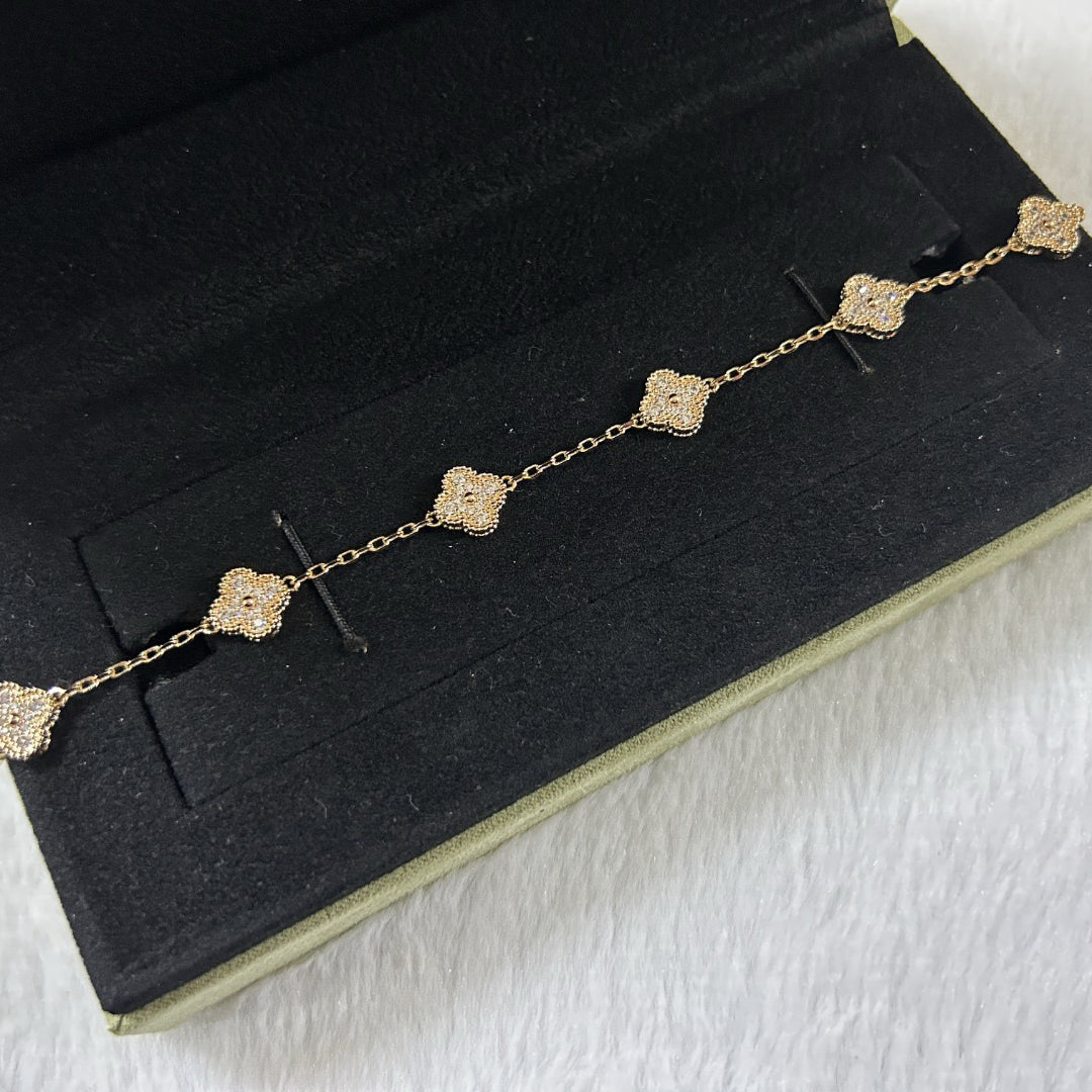 [Lora-Jewelry]CLOVER 6 MOTIF DIAMOND BRACELET