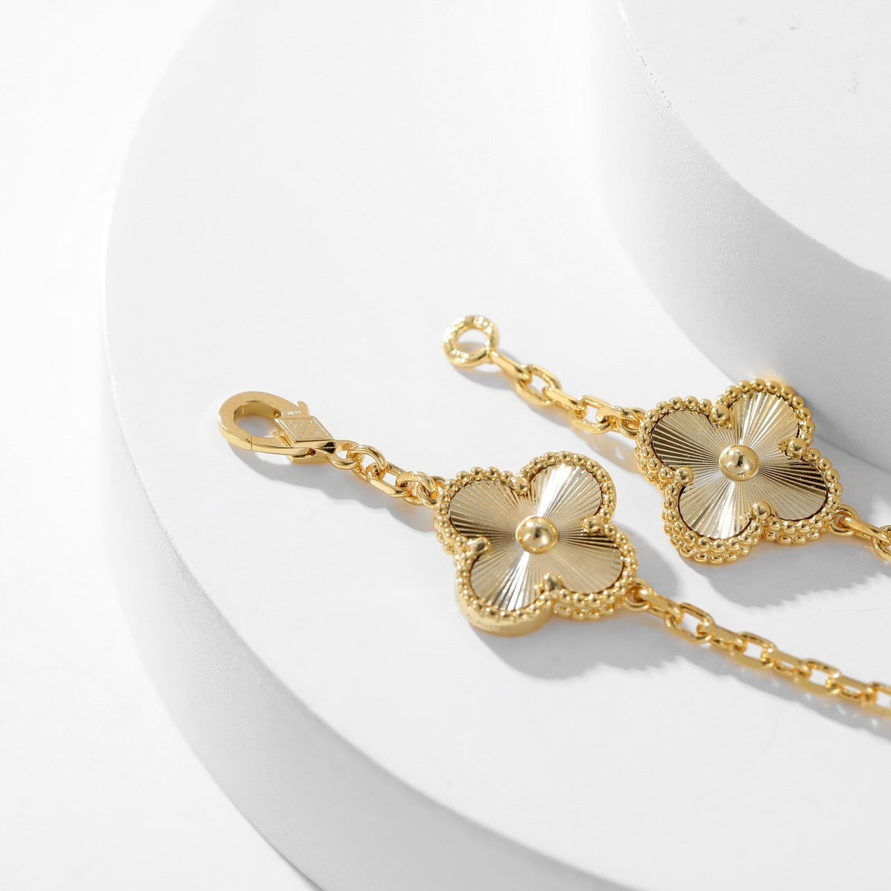 [Lora-Jewelry] COLLIER LASER TRÈFLE 10 MOTIFS