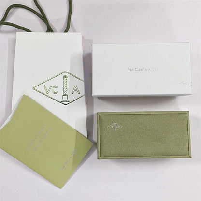 [Lora-Jewelry]VA CLOVER BRACELET NECKLACE RING BOX GIFT BAG