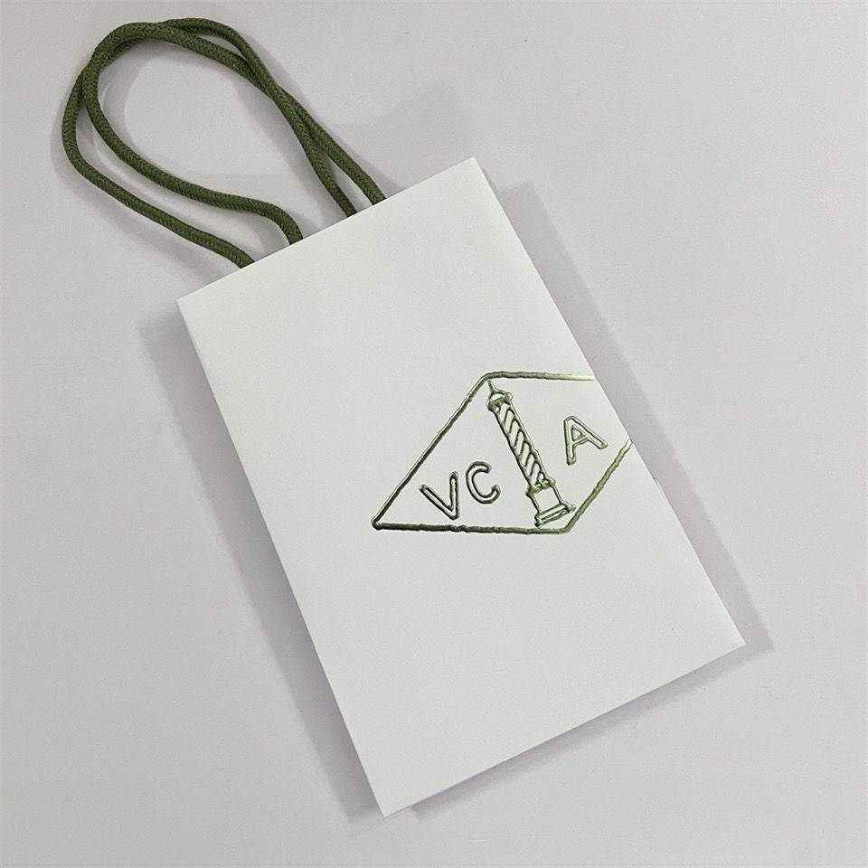 [Lora-Jewelry]VA CLOVER BRACELET NECKLACE RING BOX GIFT BAG