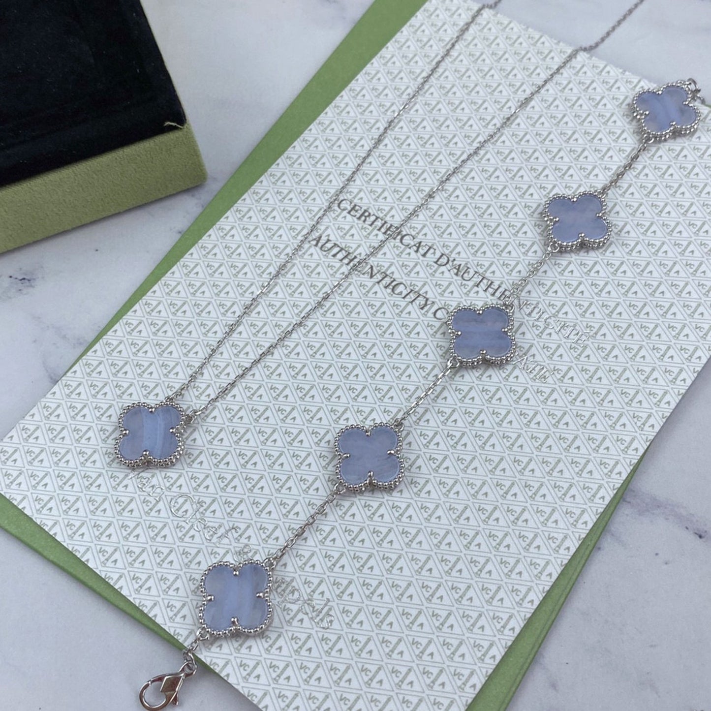 [Lora-Jewelry]CLOVER  5 MOTIF PURPLE CHALCEDONY BRACELET SILVER