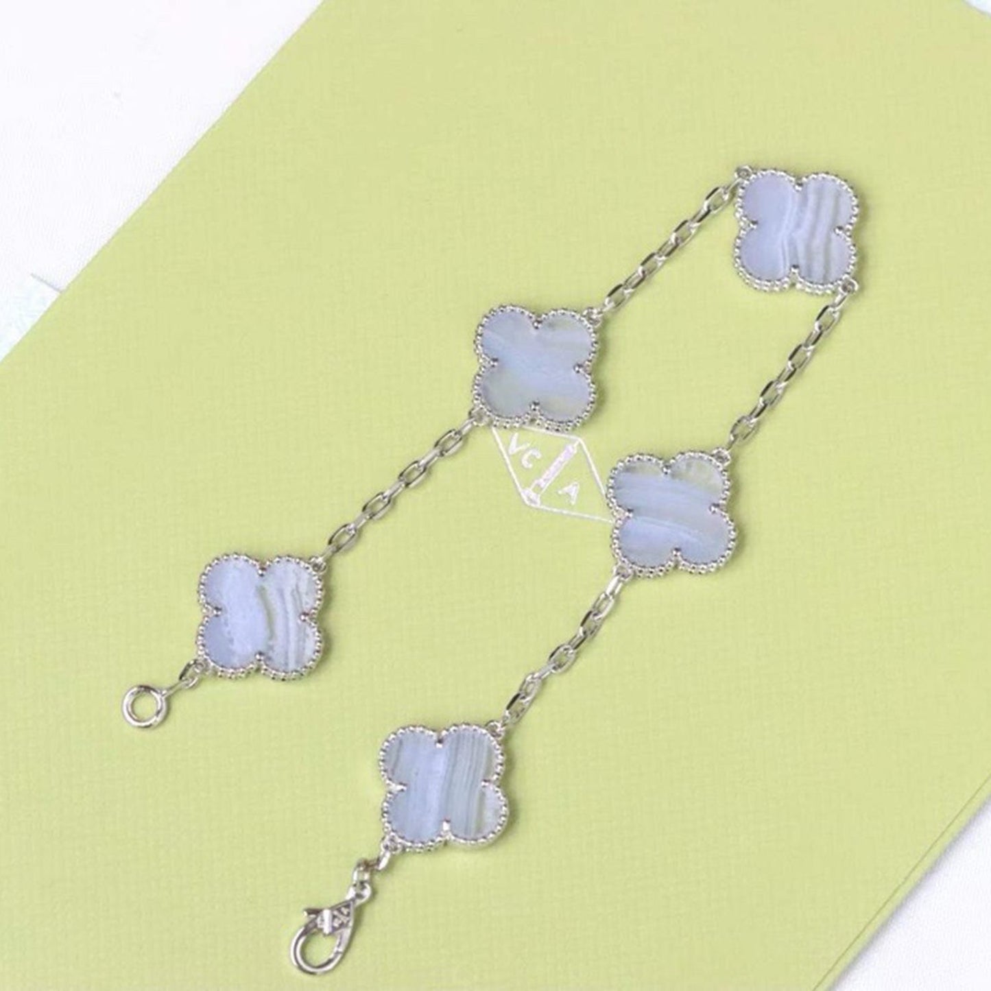 [Lora-Jewelry]CLOVER  5 MOTIF PURPLE CHALCEDONY BRACELET SILVER