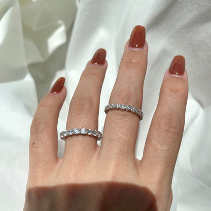 [ローラジュエリー]輝くラウンドカットテニスリング