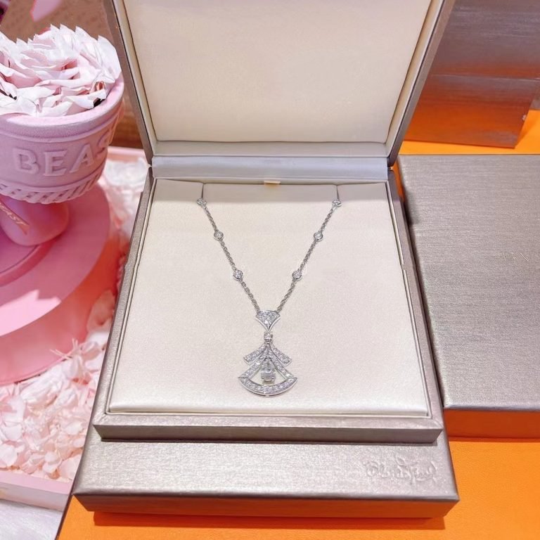 [ローラジュエリー]ドリームネックレス ホワイトダイヤモンド シルバー