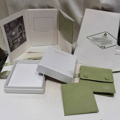 [Lora-Jewelry]VA CLOVER BRACELET NECKLACE RING BOX GIFT BAG