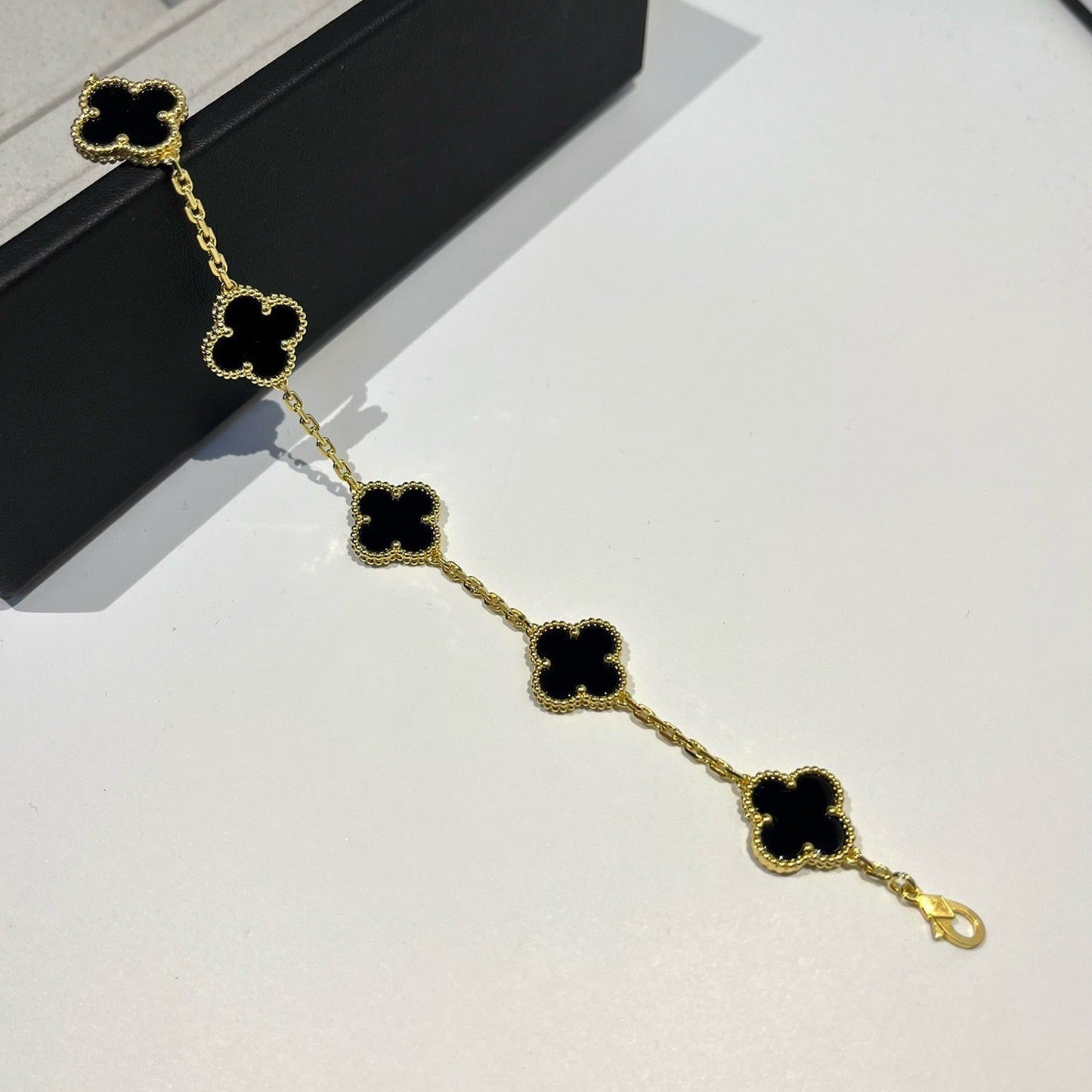 [Lora-Jewelry]CLOVER  5 MOTIFS BLACK ONYX BRACELET