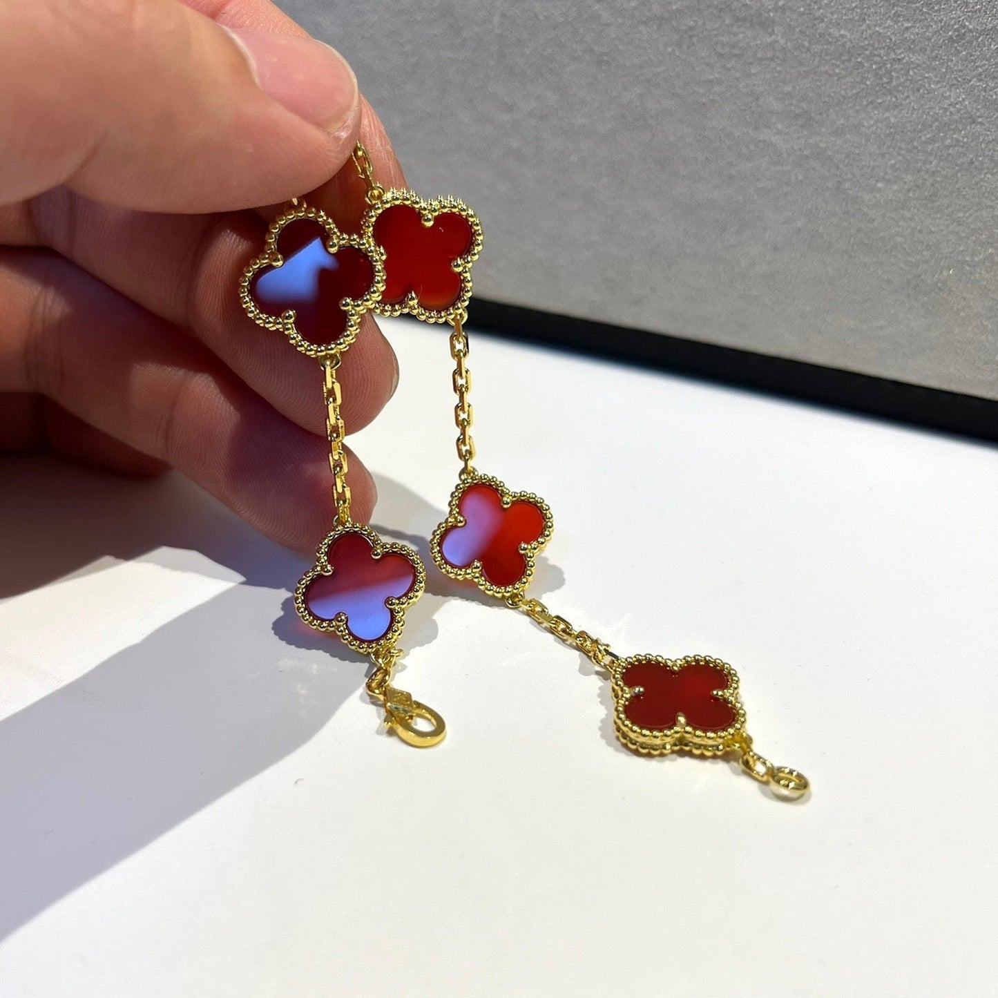 [Lora-Jewelry]CLOVER 5 MOTIFS RED AGATE  BRACELET