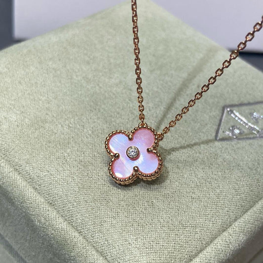 [Lora-Jewelry]CLOVER 15MM DIAMOND PINK MOP NECKLACE