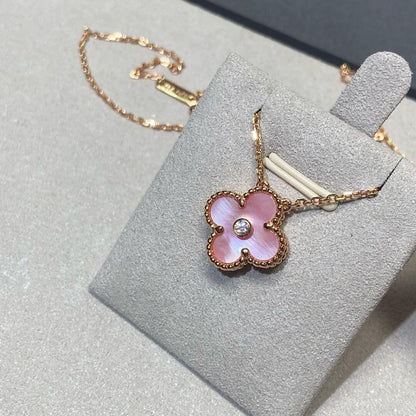 [Lora-Jewelry]CLOVER 15MM DIAMOND PINK MOP NECKLACE