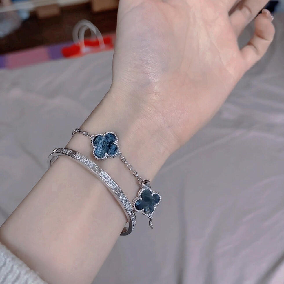 [Lora-Jewelry]CLOVER 5 MOTIF PIETERSITE SILVER BRACELET