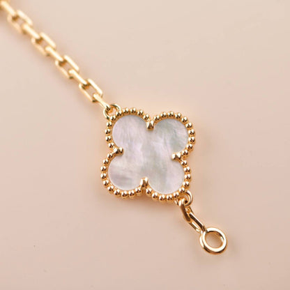[Lora-Jewelry]BRACELET EN NACRE BLANCHE À 5 MOTIFS TRÈFLE 
