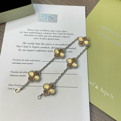 [LORA]CLOVER  5 MOTIFS  CHRISTMAS LIMITED EDITION BRACELET