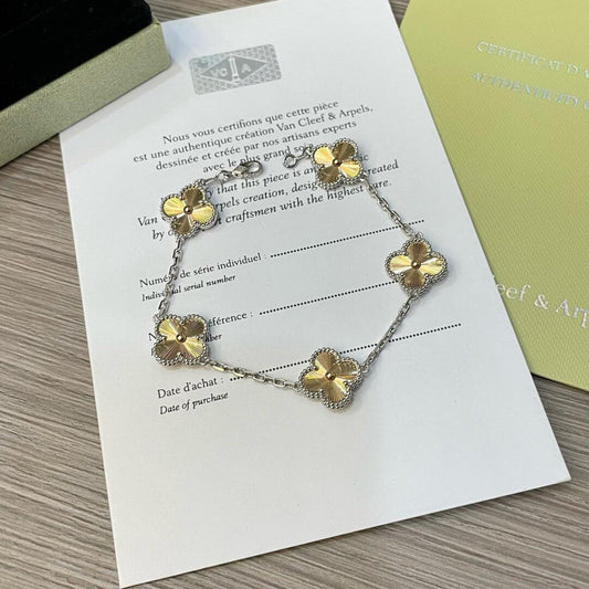 [Lora-Jewelry]CLOVER  5 MOTIFS  CHRISTMAS LIMITED EDITION BRACELET