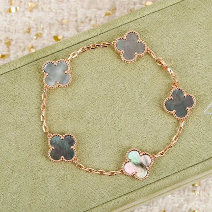 [Lora-Jewelry]CLOVER 5 MOTIF GRAY MOP  BRACELET