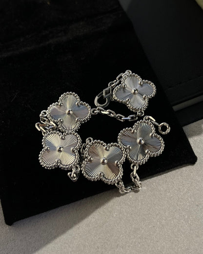 [Lora-Jewelry]CLOVER SILVER 5 MOTIFS BRACELET