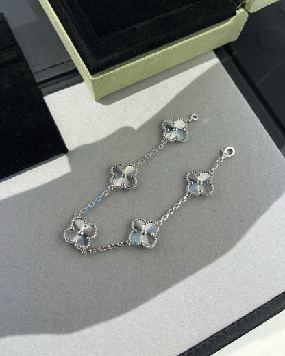 [Lora-Jewelry]CLOVER SILVER 5 MOTIFS BRACELET